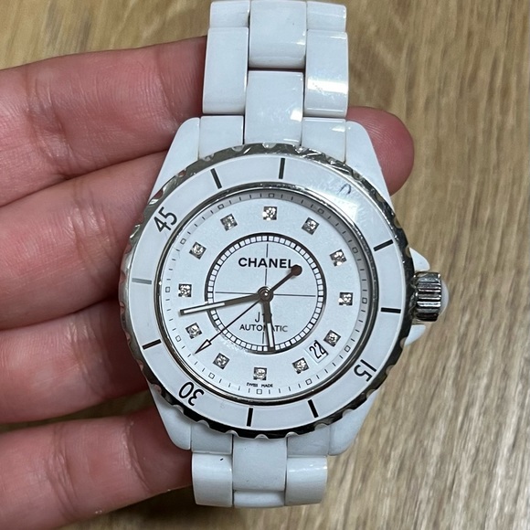 Chanel J12 White Ceramic & Steel, Diamond W Indicators 38mm Automatic movement - Picture 7 of 7